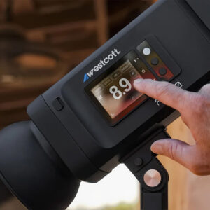 Westcott FJ800 Touchscreen Strobe with FJ Pro AC/DC Battery (800Ws)