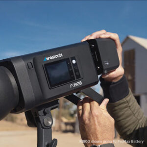 Westcott FJ800 Touchscreen Strobe with FJ Pro AC/DC Battery (800Ws)