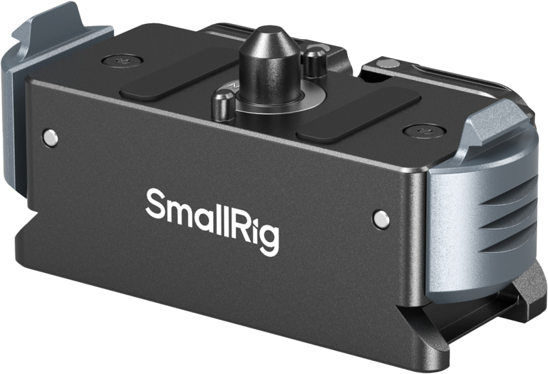 Suorakulmainen musta-hopea SmallRig 5437 Quick Release Adapter Mount GoPro Hero Black 13 -kameralle, jossa on keskeinen kiinnityskohta ja tuotemerkin logo edessä.