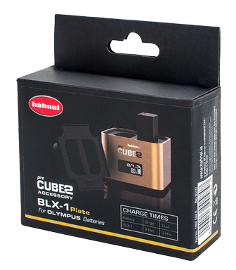 Hähnel ProCUBE 2 Plate for Olympus BLX-1 Battery -laturi adapteri -laitteen vähittäismyyntipakkaus, jossa on pääosin musta muotoilu ja etupuolella tuotekuvia ja tietoja.