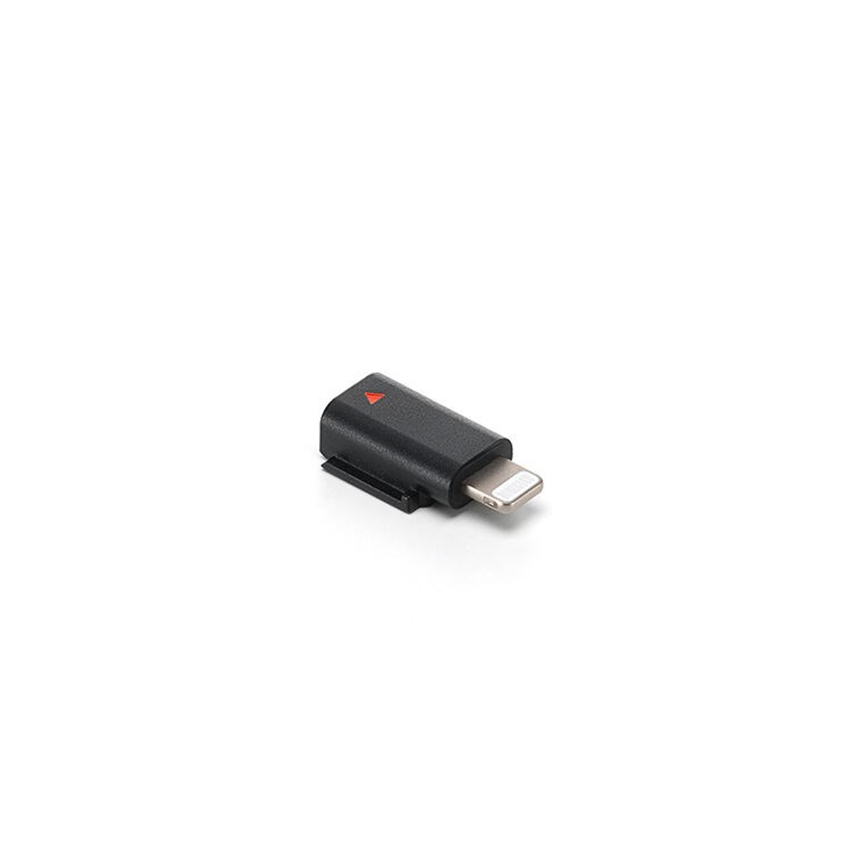 DJI Mic 3 -matkapuhelinsovitin (Lightning) -puhelinadapteri on kompakti musta sovitin, jossa on metallinen liitin ja pieni punainen kolmio valkoisella pohjalla.