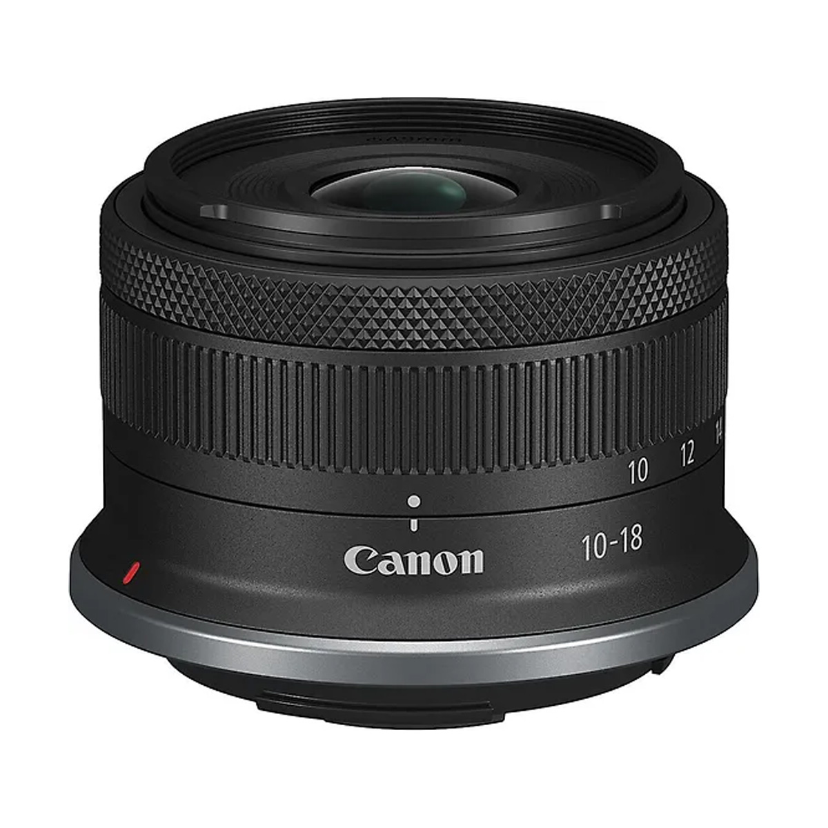 Canon RF-S 10-18mm f/4.5-6.3 IS STM -objektiivi, jossa on musta kuvioitu kahva, valkoinen tuotemerkki ja polttovälin merkinnät, on esitetty valkoisella pohjalla. 35€ alennus.