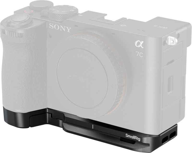SmallRig 5481 Pohjalevy AirTag-paikalla Sony Alpha 7C II / 7CR -kiinnityslevy mustana on kiinnitetty Sony Alpha 7C -kameran pohjaan, joka näyttää haalistuneelta kiinnityslevyn korostamiseksi.