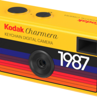 Kodak Charmera – retrohenkinen avaimenperä-digitaalikamera