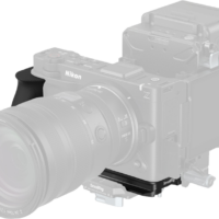 SmallRig 5466 L-Shaped Mount Plate with Silicone Handle for Nikon ZR - frame