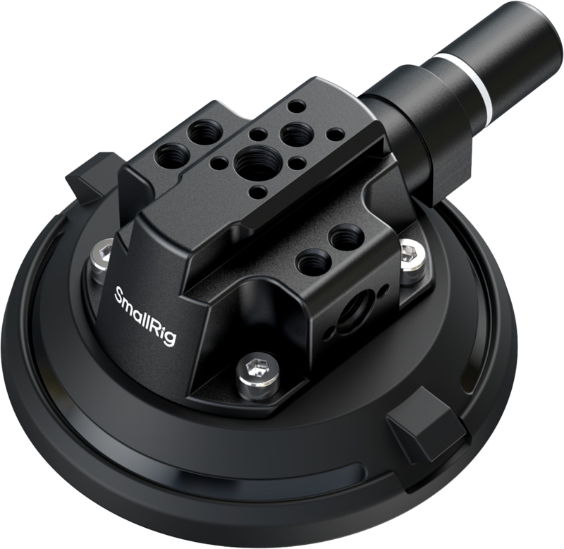 Lähikuva SmallRig 4122 Suction Cup 4" with Camera Mount -imukuppikiinnikkeellä, jossa on useita kierteitettyjä reikiä ja kiinnityspisteitä kameran tai lisävarusteiden turvallista kiinnittämistä varten. Mustassa laitteessa on metalliset ruuvit ja lieriömäinen liitin.