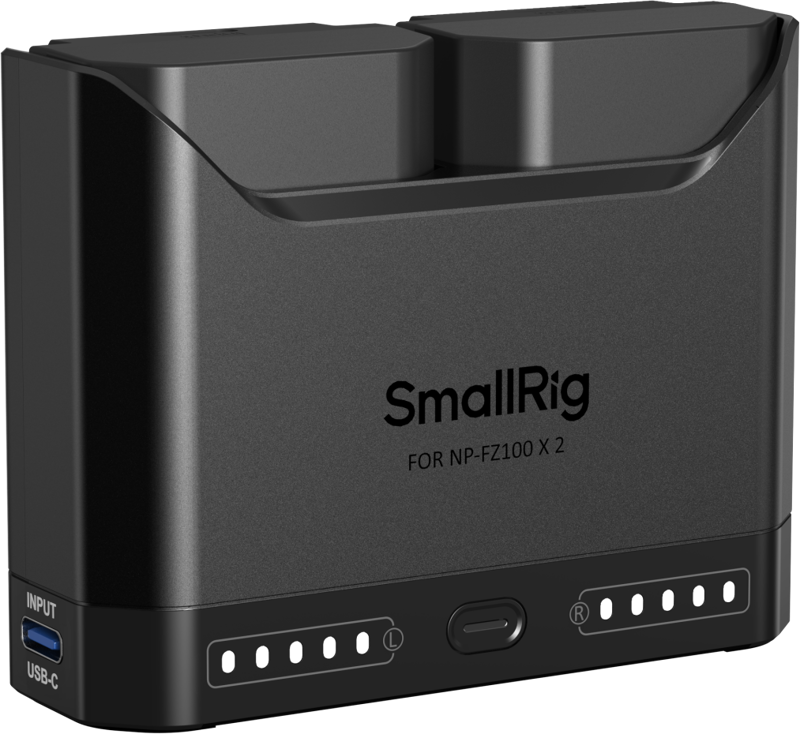 SmallRig 5483 Turbo Charging Kit NP-FZ100-kameran akuille on musta kaksoislaturi, jossa on USB-C-tulo, merkkivalot ja merkityt paikat kahdelle akulle.