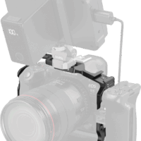 SmallRig 5623 Cage for Canon EOS R5 Mark II with Battery Grip -kehikko