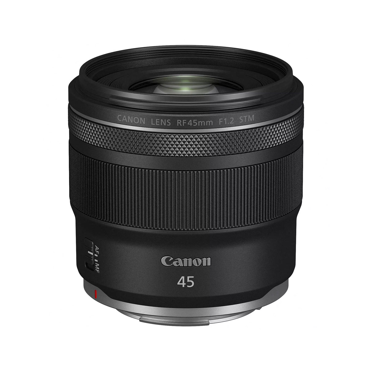 Musta Canon RF 45mm f/1.2 STM -objektiivi seisoo pystyssä valkoisella taustalla, ja sen kuvioidut pitorenkaat ja sivukytkin ovat esillä.