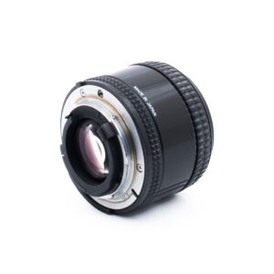 Nikon AF Nikkor 35mm f/2 - Käytetty