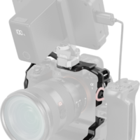 SmallRig 5908 Cage for Alpha 1 II & 9 III with Vertical Grip -kehikko