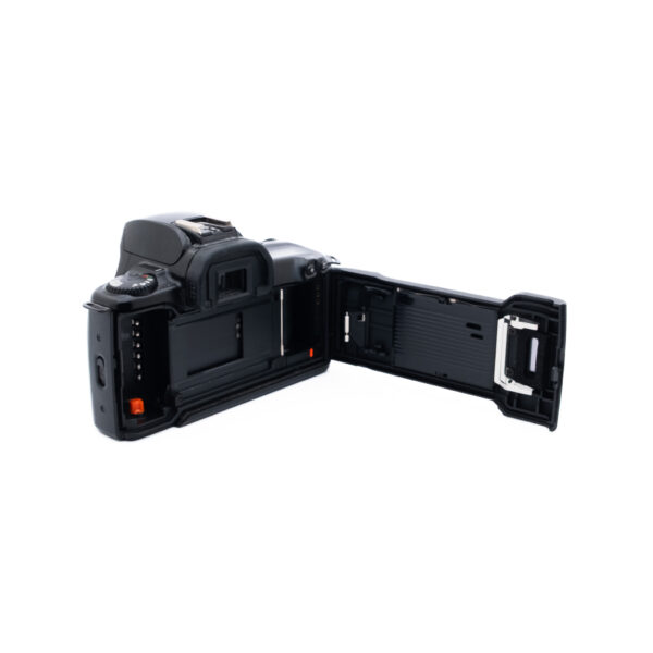 Canon Eos 500 film camera - Used