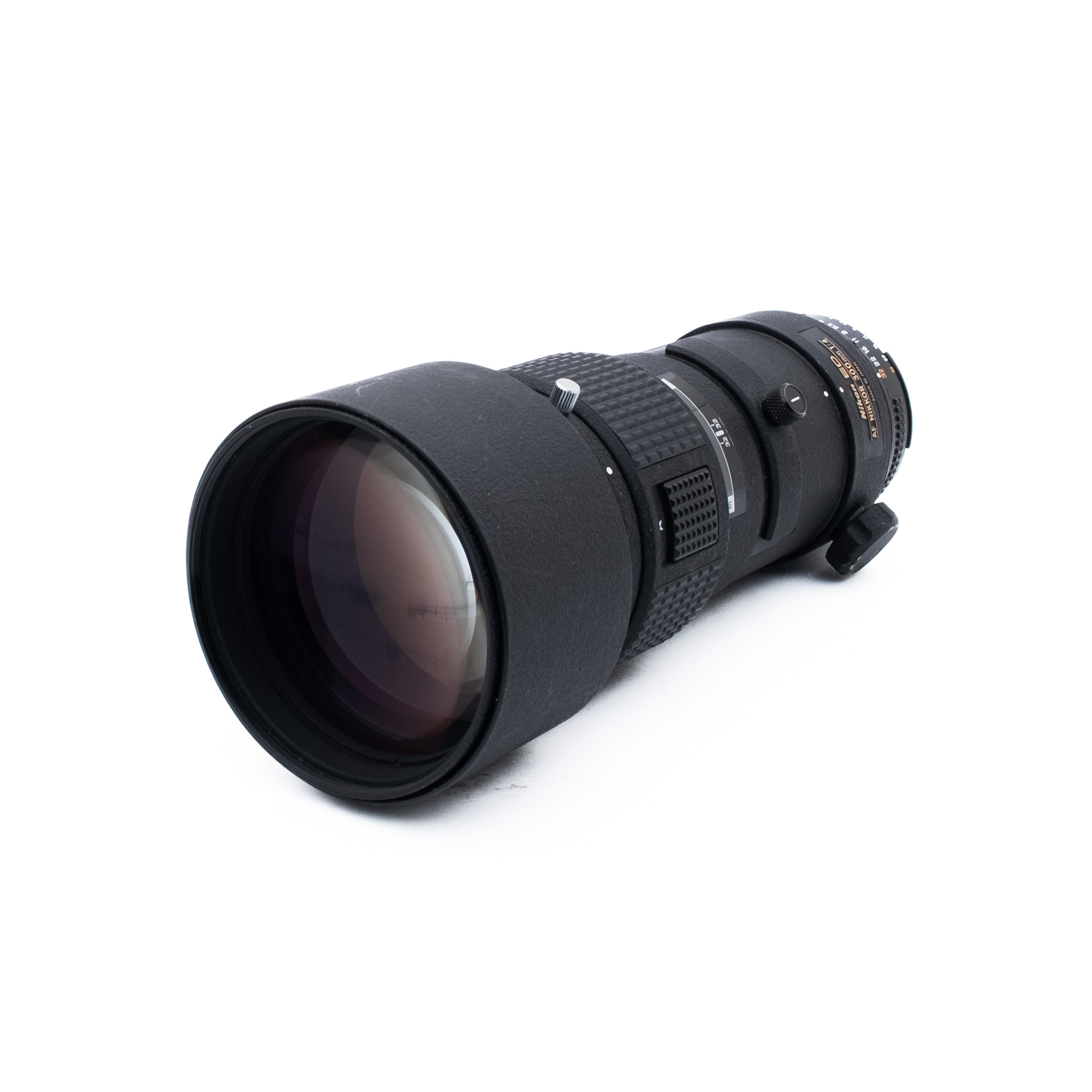 Nikon AF Nikkor 300mm f/4 ED - Käytetty