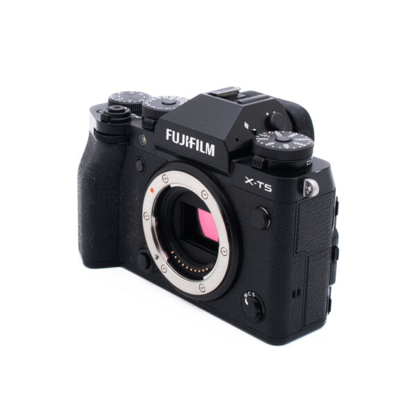 Fujifilm X-T5 (SC 2000, Warranty 6 months) - Used