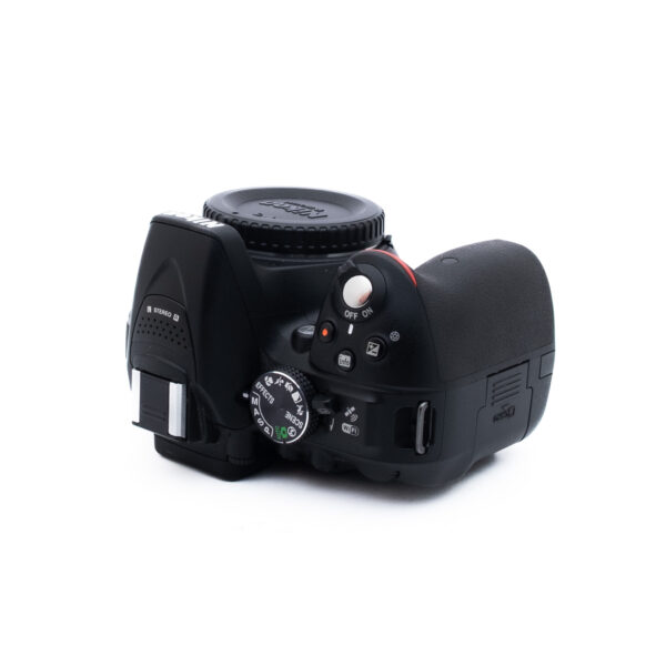 Nikon D5300 4244-2 Nikon D5300 (SC 2000, Condition K5) - Used