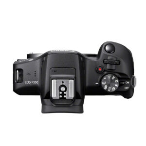 Canon EOS R100 -järjestelmäkamera + 18-45 mm IS STM