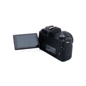 Canon EOS M50 (SC 6000) + 15-45mm - Used