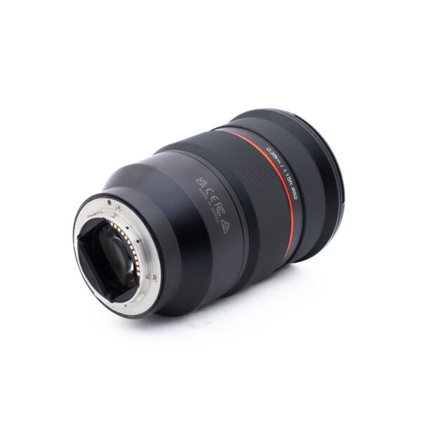Samyang AF 24-70mm f/2.8 Sony FE (Takuu 6kk) - Käytetty