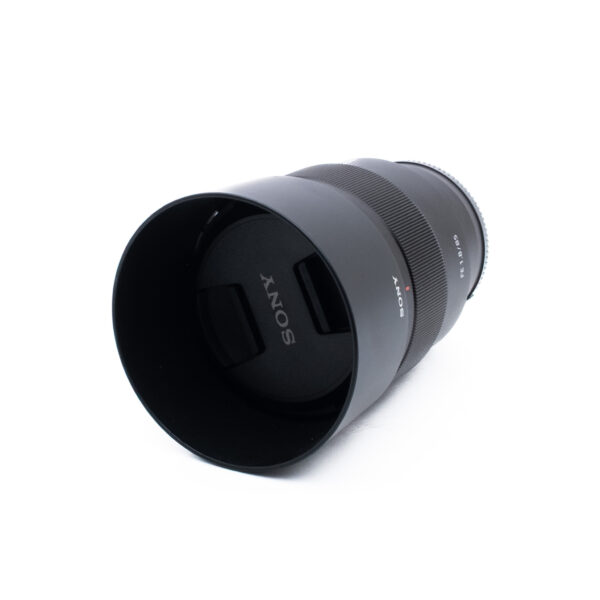 Sony 85mm f18-3 Sony FE 85mm f/1.8 (Takuu 6kk) - Käytetty