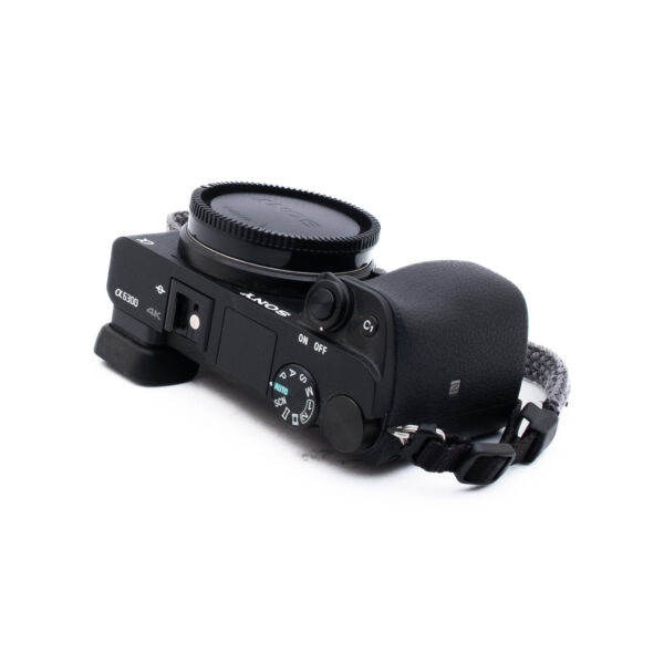Sony A6300 (SC 2000, Takuu 6kk) - Käytetty